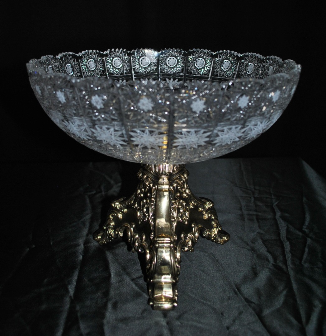 10-arm cast brass crystal chandelier - Gold brass & PK500 hand cut