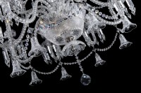 Spodní část lustru s broušenou skleněnou mísou se 3 žárovkami pro přisvícení - detail 2