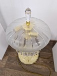 Lampa je originální umělecké dílo s podpisem autora.