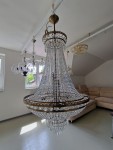 Ukázka košového křišťálového lustru na denním světle 2