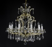 Klasický Tereziánský lustr pro osvětlení luxusních zámeckých interiérů