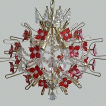 Designové lustry zdobené ručně vyráběnými skleněnými květinami