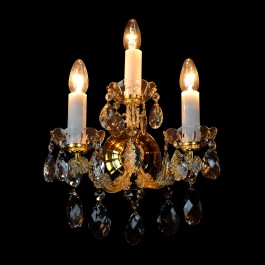 Nástěnné svítidlo Maria Theresa se třemi žárovkami a skleněným krytem mosazné misky, který ukrývá elektrické kabely (Světlo zapnuto)
