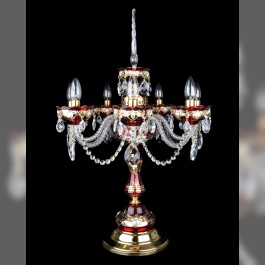 Rubínová lampa, dekorativní předmět do luxusního interiéru
