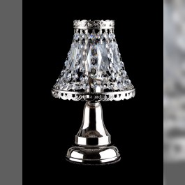 Malá stříbrná lampa ze štrasových kamínků na noční stolek do ložnice