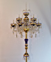 Vysoká modrá stojací lampa - středová část se špicí