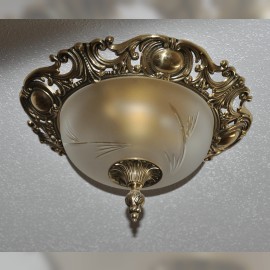Mosazné přisazené světlo z odlévané mosazi