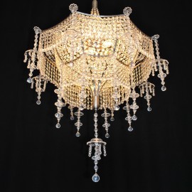 Luxurious Strass chandeliers & wall lights in Asian style