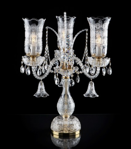 Luxusní křišťálová lampa s vázami a zvonky